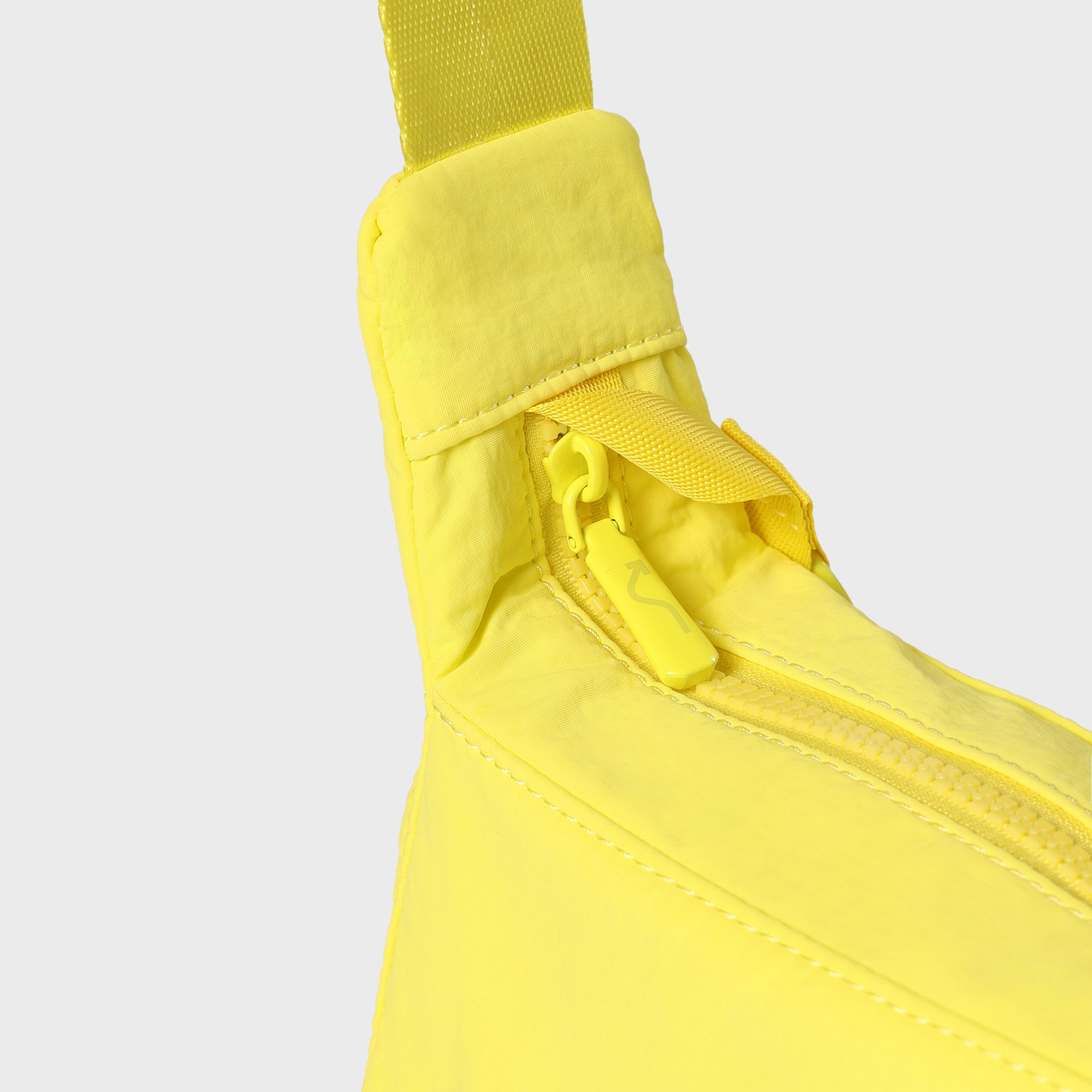 Go Pop Sling Bag