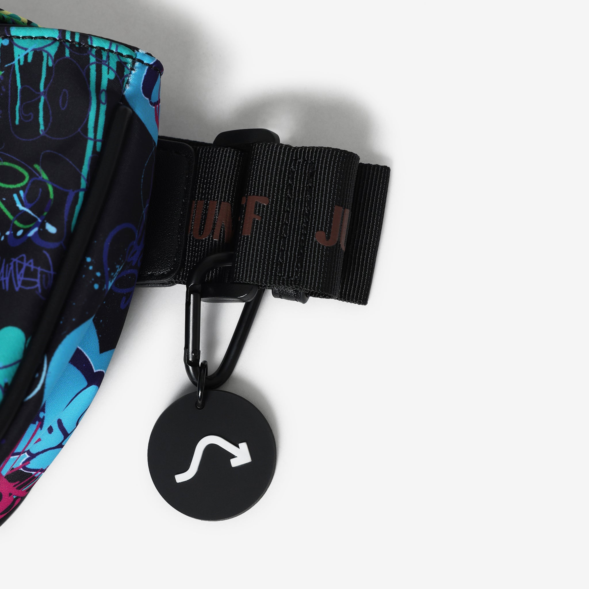 Graff Trail Cross Body Bag