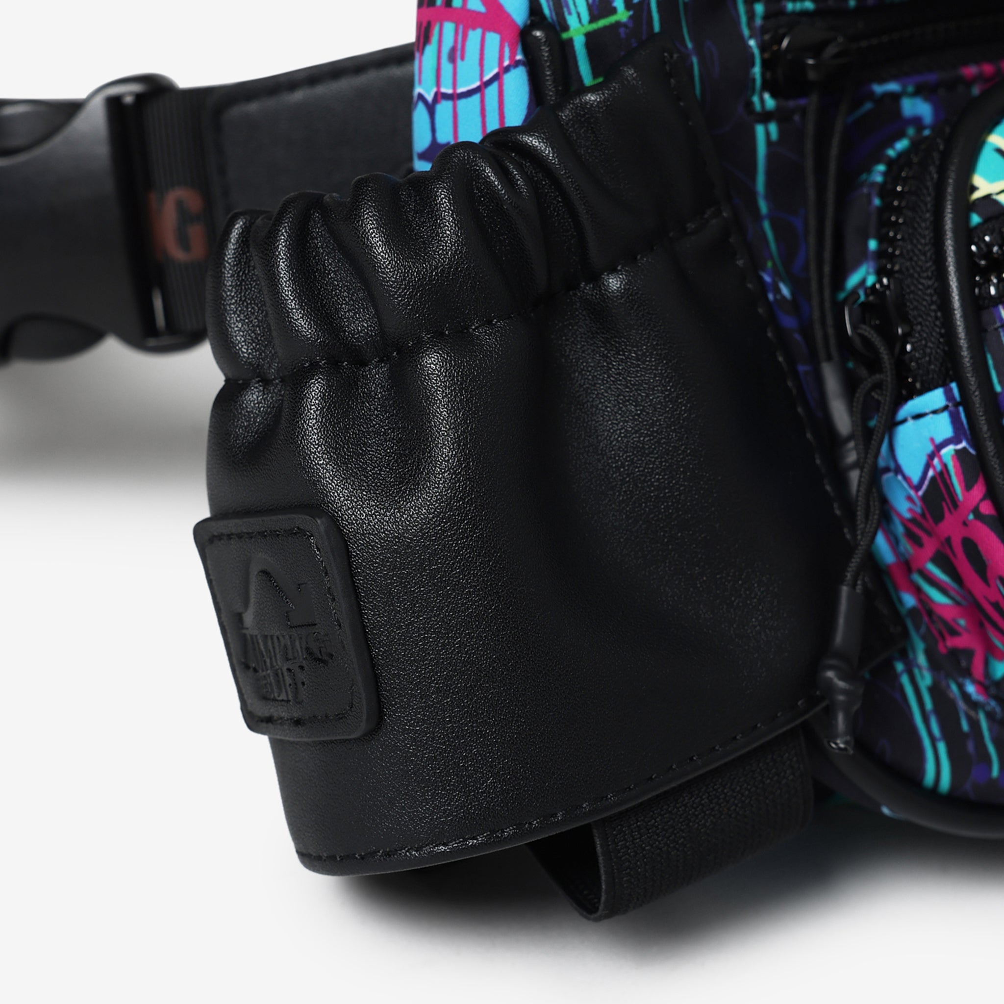 Graff Trail Cross Body Bag