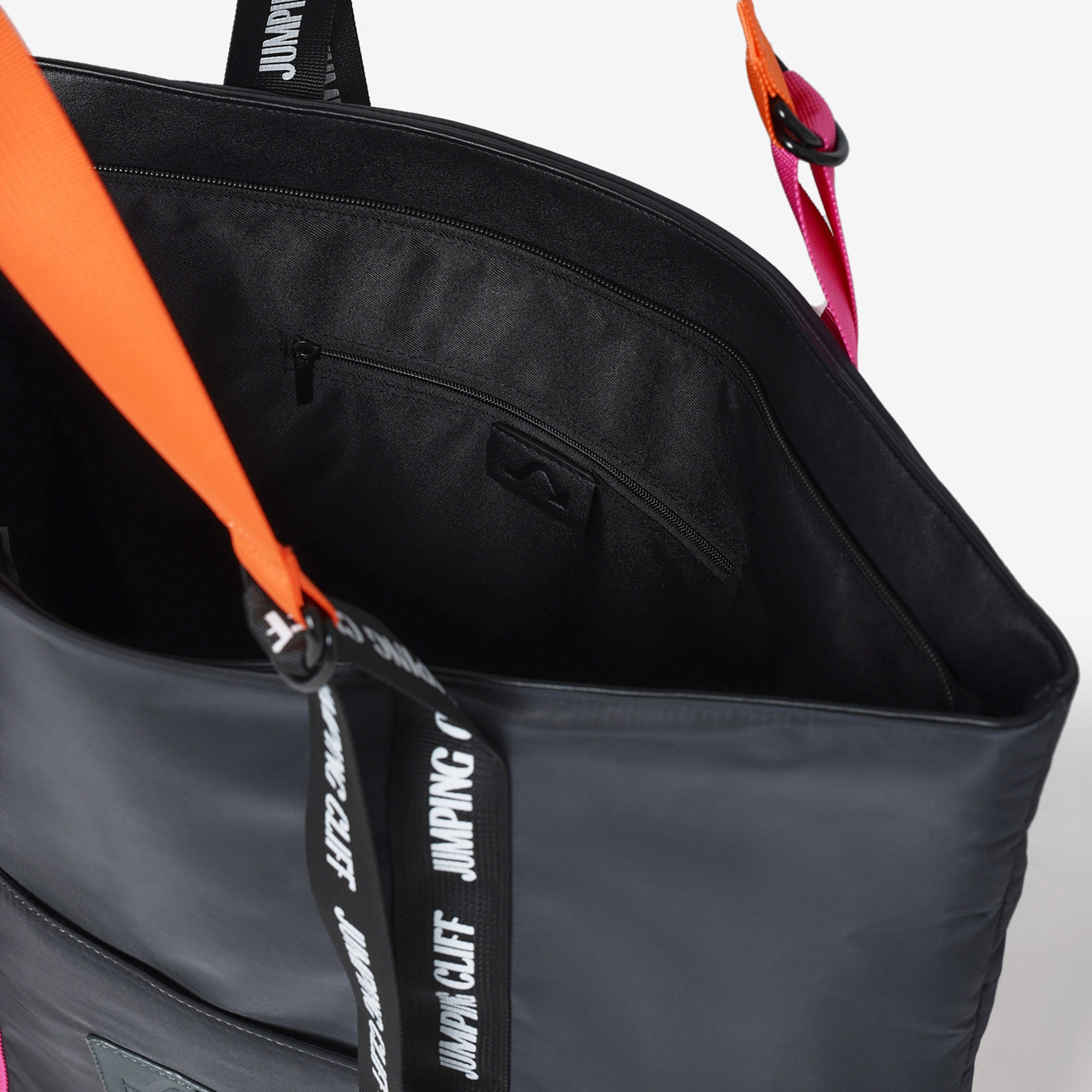 حقيبة توت سترايد